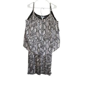 Bar III Plus Size Snake Print Skirt and Top Set. Size 1X NWT